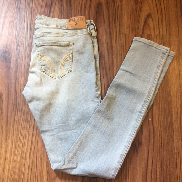 🛑SOLD🛑- Hollister Super Skinny Jeans - Picture 4 of 7